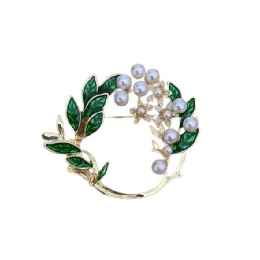 Green Leaf Pearl Ladies Brooch