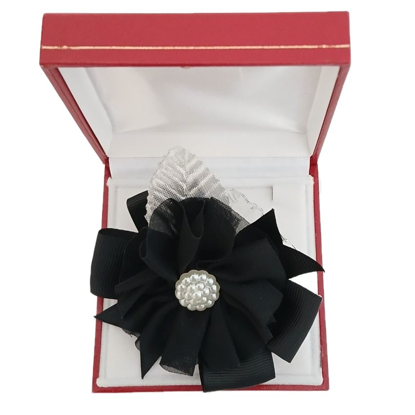 Silver Leaf Black Flower Wrist Corsage